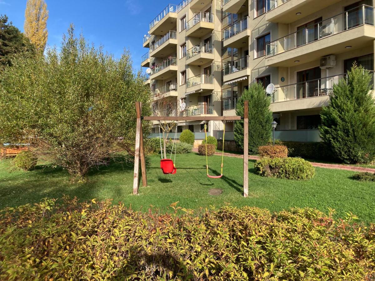 Botanica Prime Apartment Varna Bagian luar foto
