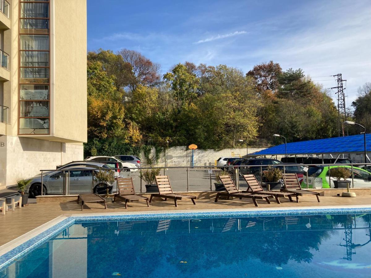 Botanica Prime Apartment Varna Bagian luar foto