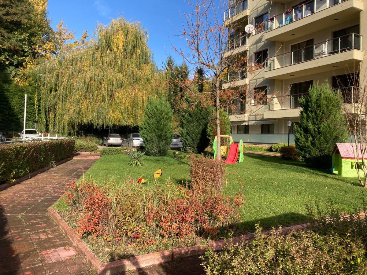 Botanica Prime Apartment Varna Bagian luar foto