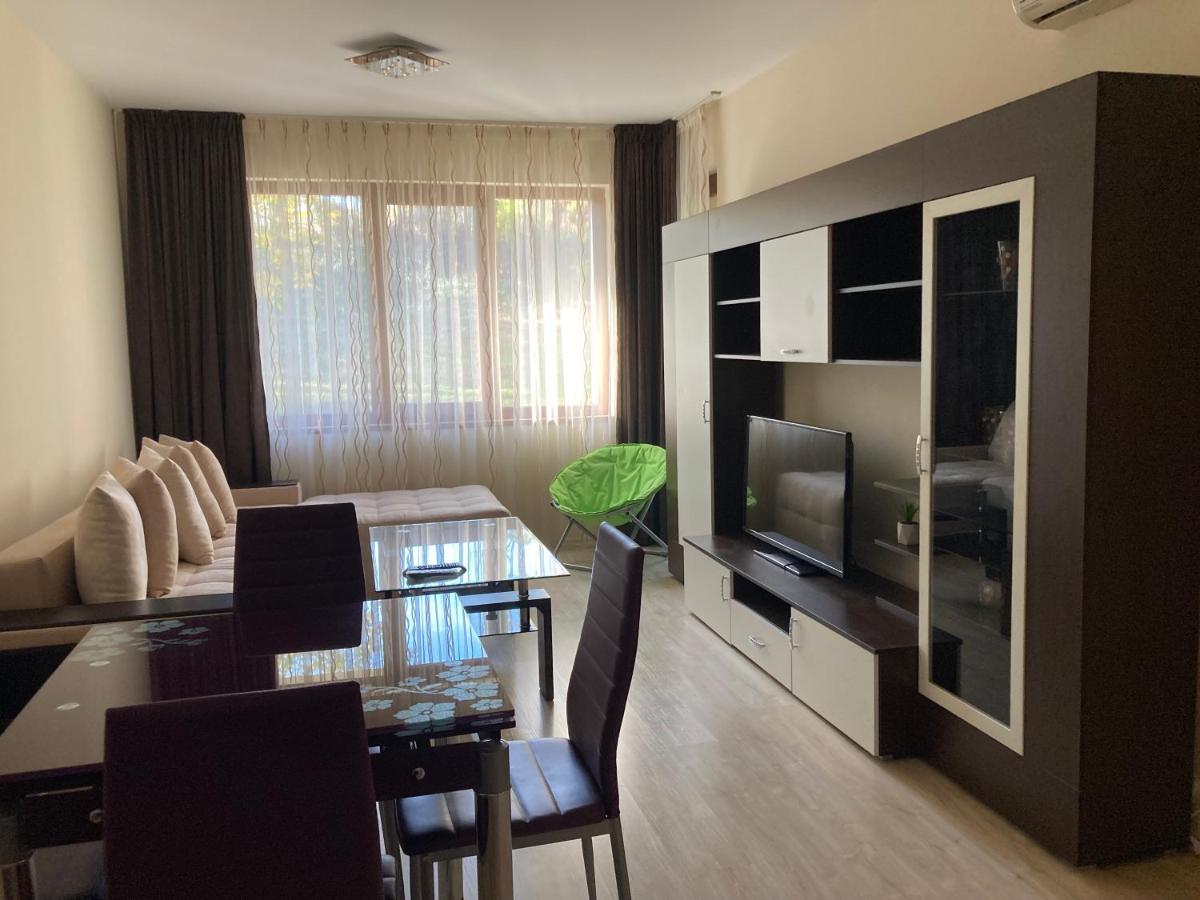 Botanica Prime Apartment Varna Bagian luar foto